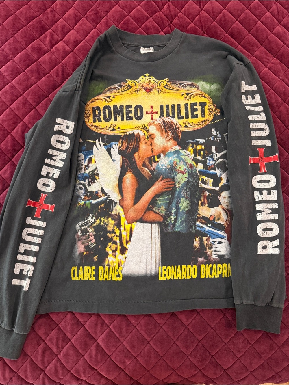 Romeo + Juliet Graphic Long Sleeve Tee - Black with Yellow Print